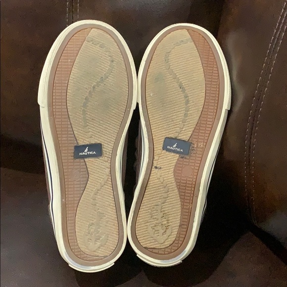 2 pair of Boys nautica shoes for $20 (for BOTH PAIR)!!! - Picture 4 of 8